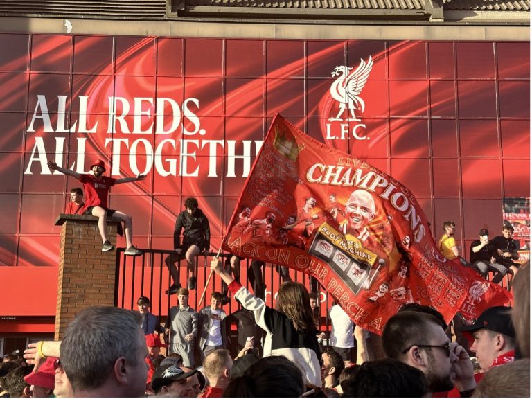 Is Premier League football as complicated as we think?